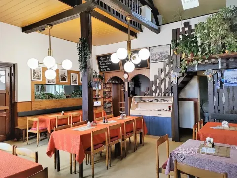 Prodej restaurace, Písek, Hradiště, 497 m2