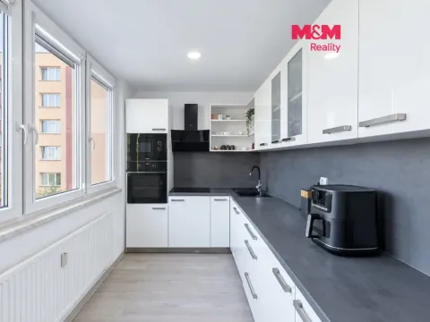 Prodej bytu 3+1, Frýdek-Místek - Frýdek, Novodvorská, 73 m2