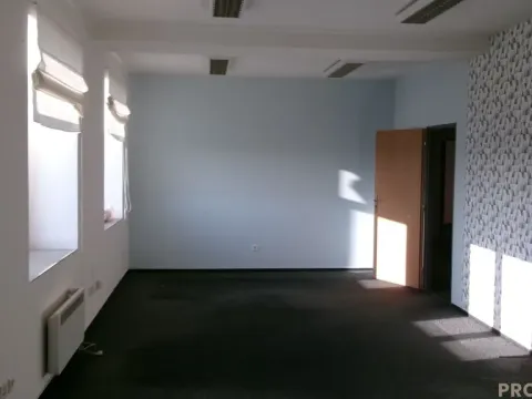 Pronájem kanceláře, Brno - Zábrdovice, 630 m2