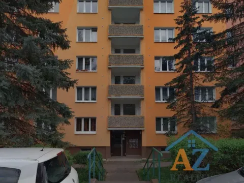 Pronájem bytu 2+1, Chomutov, Školní pěšina, 61 m2