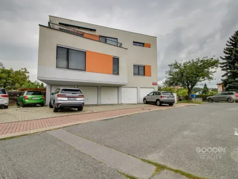 Pronájem bytu 3+kk, Praha - Vinoř, Bohdanečská, 71 m2