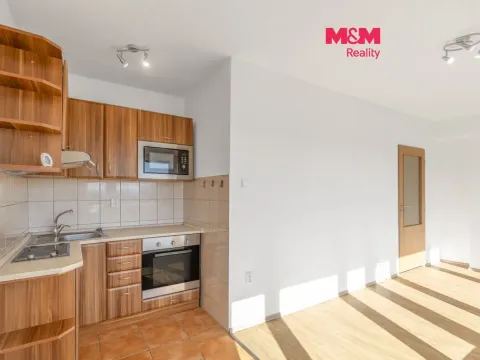 Prodej bytu 1+kk, Frýdek-Místek - Místek, Janáčkova, 21 m2