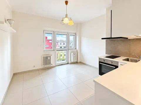 Pronájem bytu 2+kk, Praha - Nusle, Sevřená, 50 m2