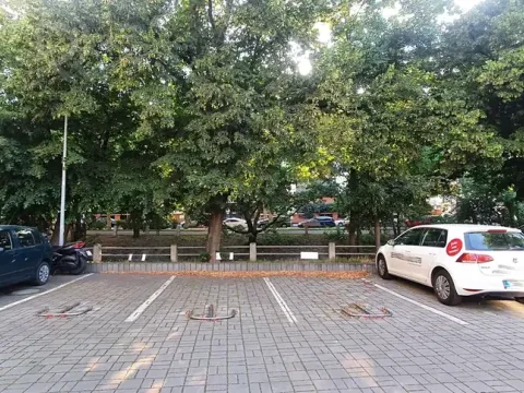 Pronájem garážového stání, Praha - Michle, Magistrů, 18 m2