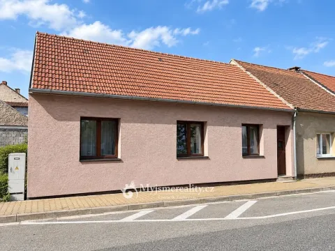 Prodej rodinného domu, Oslavany, Zámecká, 90 m2
