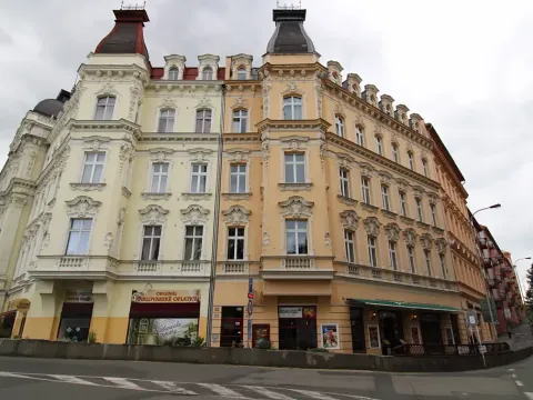 Prodej bytu 2+1, Karlovy Vary, I. P. Pavlova, 54 m2