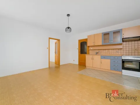 Prodej bytu 2+kk, Hrádek nad Nisou, 1. máje, 44 m2