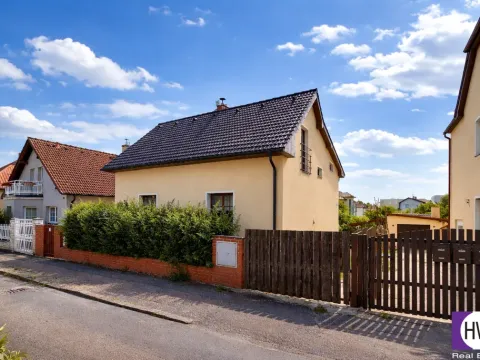 Pronájem rodinného domu, Úvaly, Boženy Němcové, 156 m2