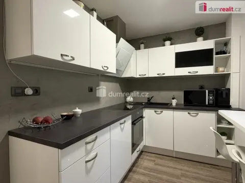 Prodej bytu 2+1, Uherský Brod, Družstevní, 57 m2
