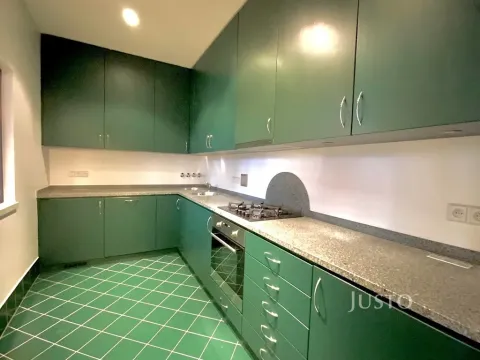 Pronájem bytu 3+1, Praha, Hořejší nábřeží, 94 m2