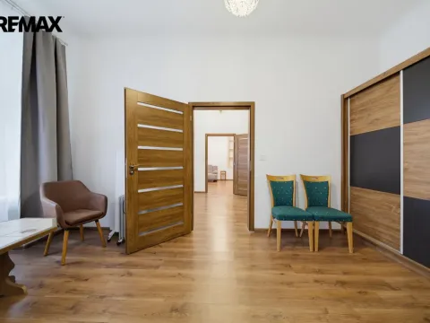 Prodej ubytování, Karlovy Vary, Raisova, 80 m2