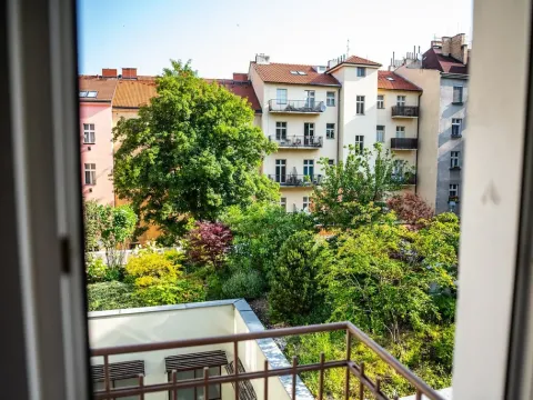 Pronájem bytu 2+kk, Praha - Smíchov, Vltavská, 63 m2