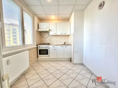 Prodej bytu 2+1, Chomutov, Pod Břízami, 52 m2