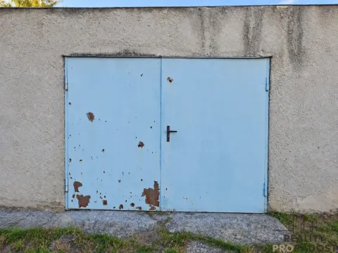 Prodej garáže, Znojmo, Bolzanova, 18 m2