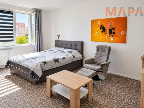Prodej bytu 2+1, Chomutov, Pod Břízami, 60 m2
