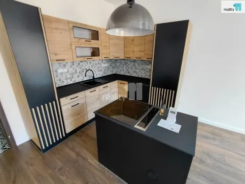 Pronájem bytu 3+1, Aš, Údolní, 97 m2