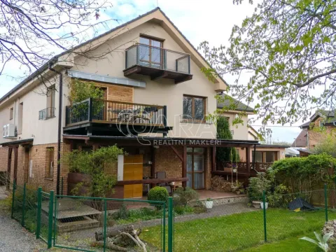 Prodej rodinného domu, Dolní Břežany, 135 m2