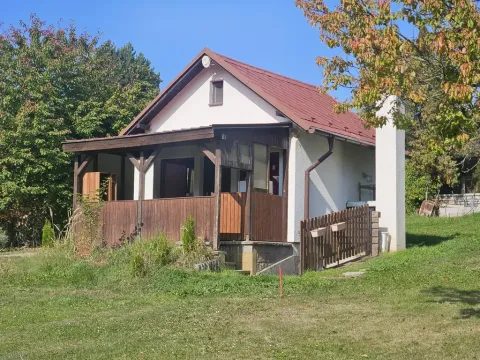 Pronájem chaty, Tehov, Všestarská, 30 m2