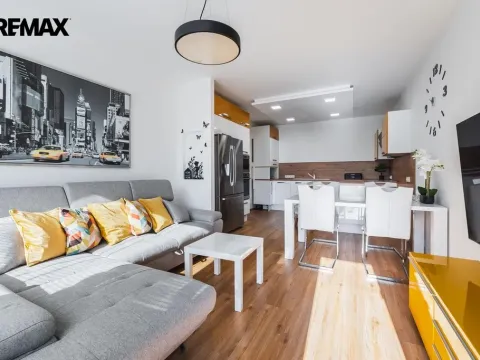 Pronájem bytu 3+kk, Praha - Čakovice, Hakenova, 75 m2