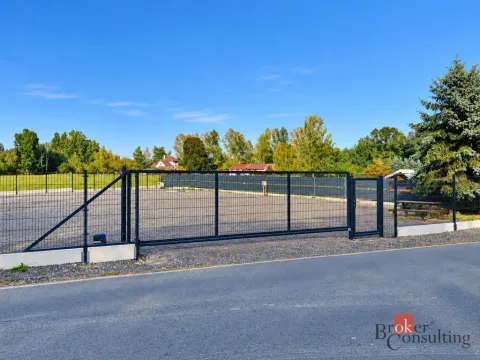 Pronájem komerčního pozemku, Borohrádek, 900 m2