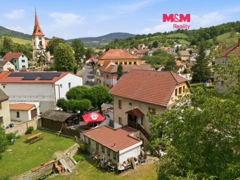 Prodej restaurace, Velké Žernoseky, 438 m2