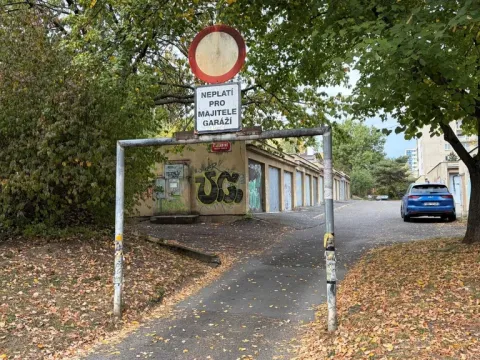 Prodej garáže, Praha - Strašnice, Limuzská, 16 m2