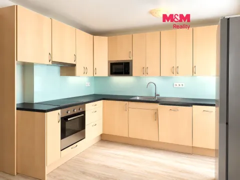 Pronájem bytu 3+kk, Čelákovice, náměstí 5. května, 84 m2