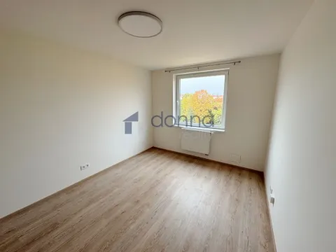 Pronájem bytu 1+kk, Praha, Kubánské náměstí, 19 m2