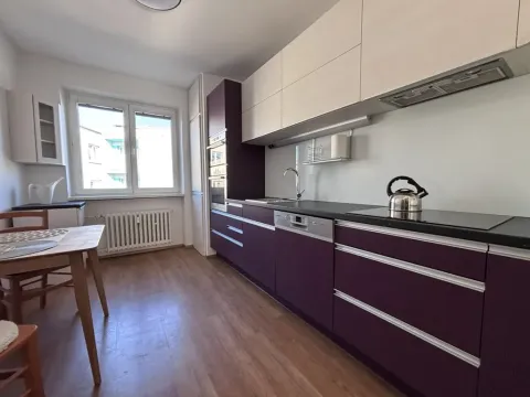 Pronájem bytu 3+1, Plzeň - Doubravka, Školní, 73 m2