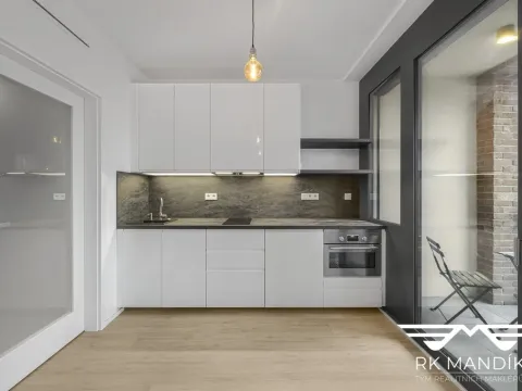 Pronájem bytu 1+kk, Praha - Smíchov, U Lihovaru, 28 m2