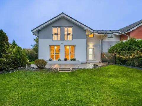 Prodej vily, Bašť, Kostelecká, 145 m2