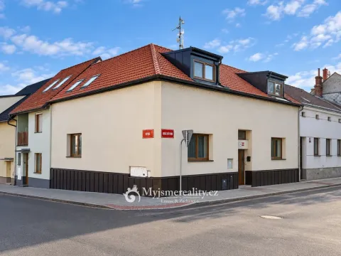 Pronájem bytu 1+1, Znojmo, Jubilejní park, 33 m2