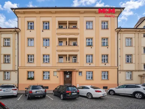 Prodej bytu 1+kk, Hradec Králové, Škroupova, 34 m2