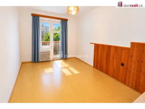 Pronájem bytu 2+kk, Praha - Žižkov, Jeseniova, 50 m2