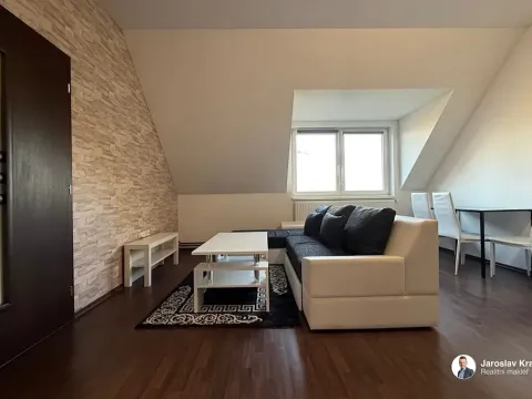 Pronájem bytu 2+kk, Železnice, Tyršova, 42 m2