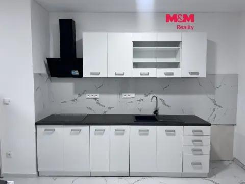 Pronájem bytu 2+1, Hořovice, Pražská, 59 m2