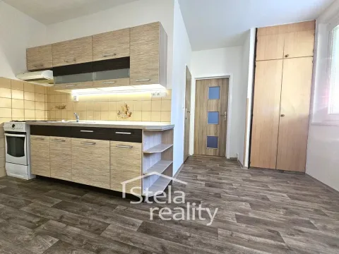 Pronájem bytu 2+1, Bruntál, Uhlířská, 55 m2
