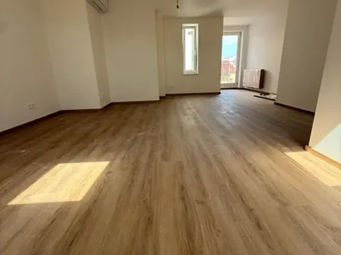 Pronájem atypického bytu, Praha - Vinohrady, 145 m2