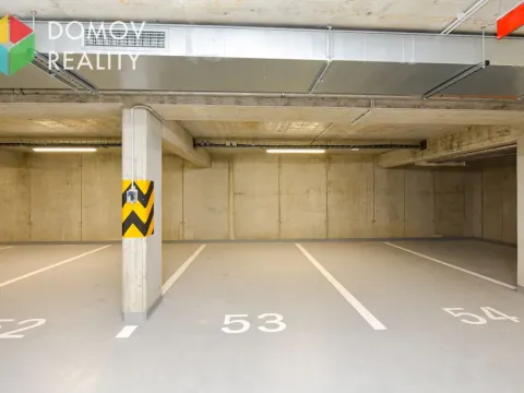 Pronájem garážového stání, Beroun, U Židovského hřbitova, 18 m2