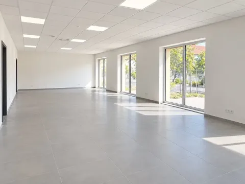 Pronájem obchodního prostoru, Modřice, Komenského, 110 m2
