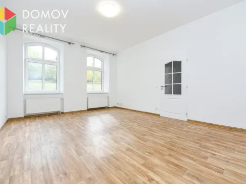 Pronájem bytu 1+1, Králův Dvůr, Bezručova, 40 m2