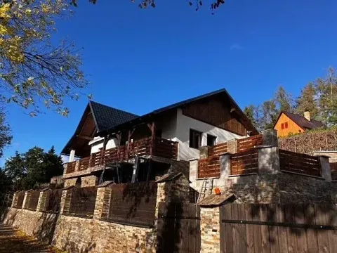 Prodej chaty, Milešov, 250 m2