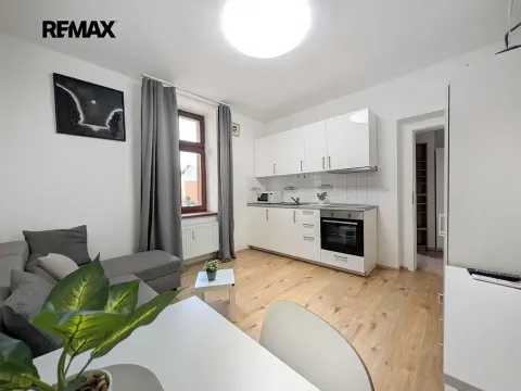 Prodej bytu 1+kk, Praha - Krč, Budějovická, 22 m2