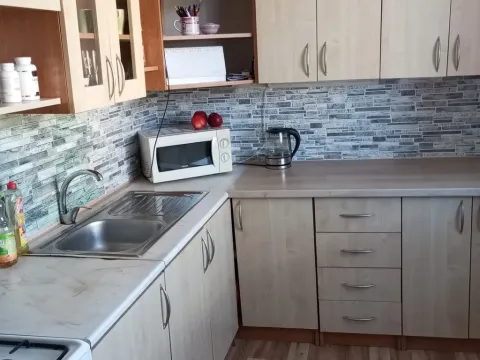 Pronájem bytu 2+1, Karviná, tř. Těreškovové, 54 m2