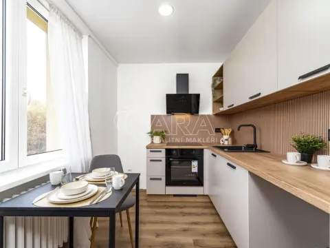 Prodej bytu 2+1, Karviná - Ráj, Kosmonautů, 53 m2
