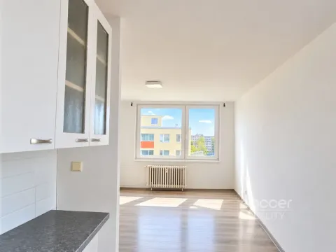 Pronájem bytu 3+kk, Praha - Černý Most, Vašátkova, 65 m2