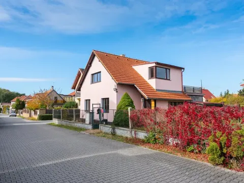 Prodej rodinného domu, Praha - Písnice, Olšovická, 200 m2