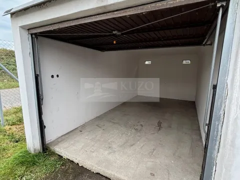 Prodej garáže, Praha - Kbely, 18 m2