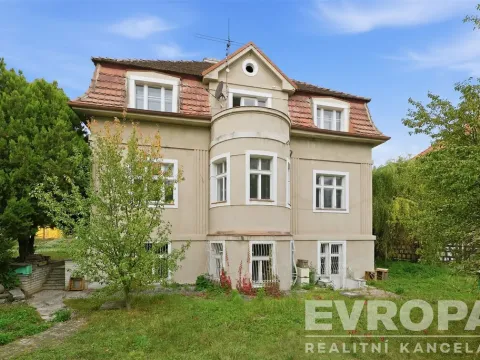 Prodej činžovního domu, Praha - Motol, U hrušky, 395 m2