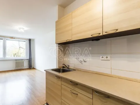 Pronájem bytu 2+kk, Praha - Háje, Plickova, 42 m2